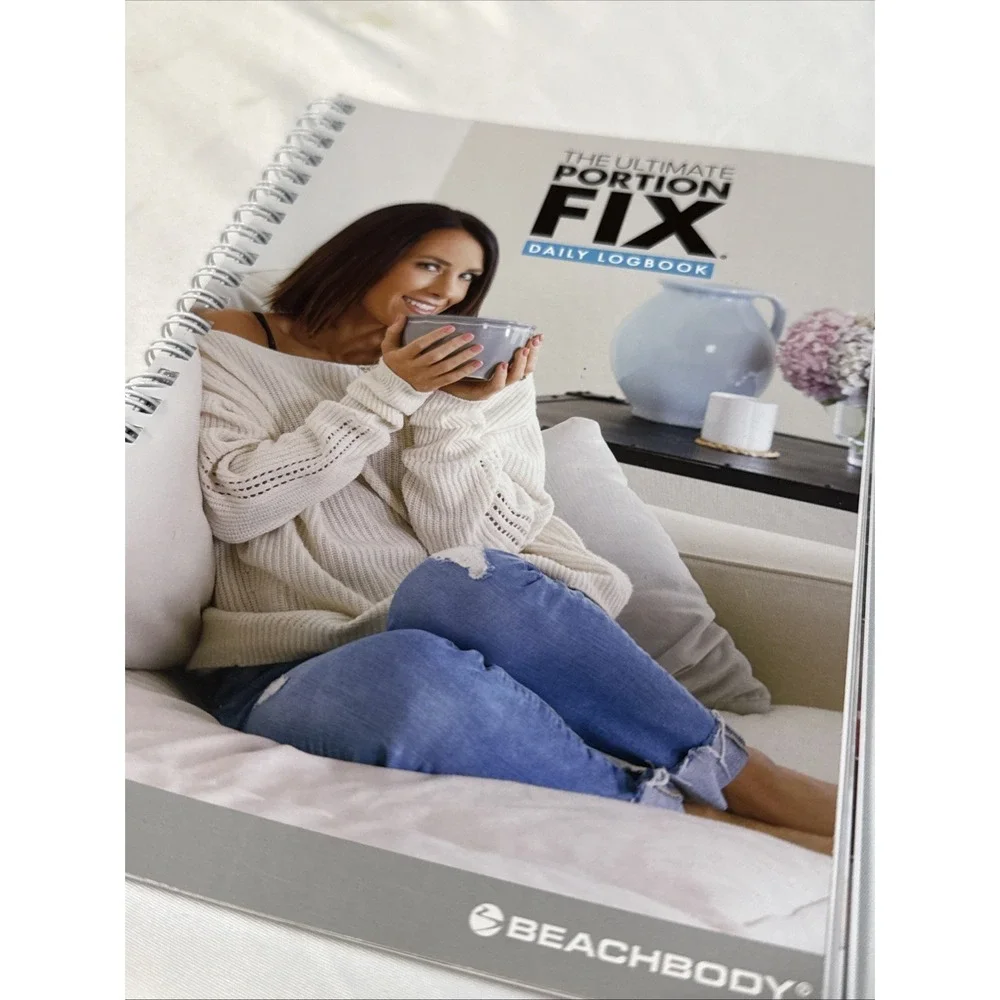 The Ultimate Portion Fix Daily Logbook‎ by Beachbody